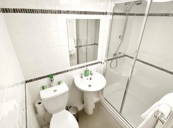Budget King Room